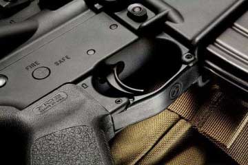 Magpul MOE AR-15 Trigger Guard, Polymer